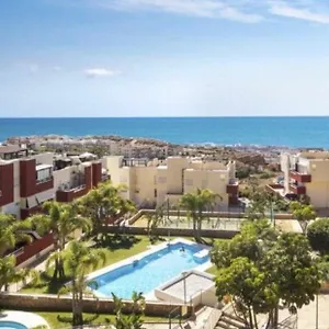https://atico-duplex-en-benalmdena-vistas-al-mar-y-montaa-dos.hotelsinnerja.org