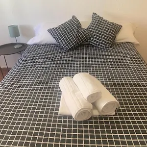 Valdeolleros Habitación en casa particular